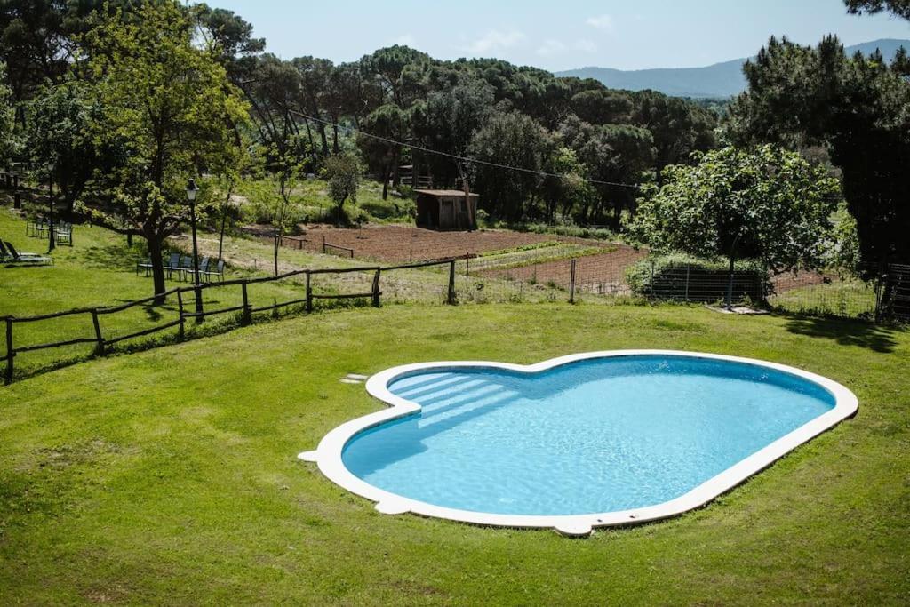 Casa Rural En El Campo Las Dalias Тордера Экстерьер фото